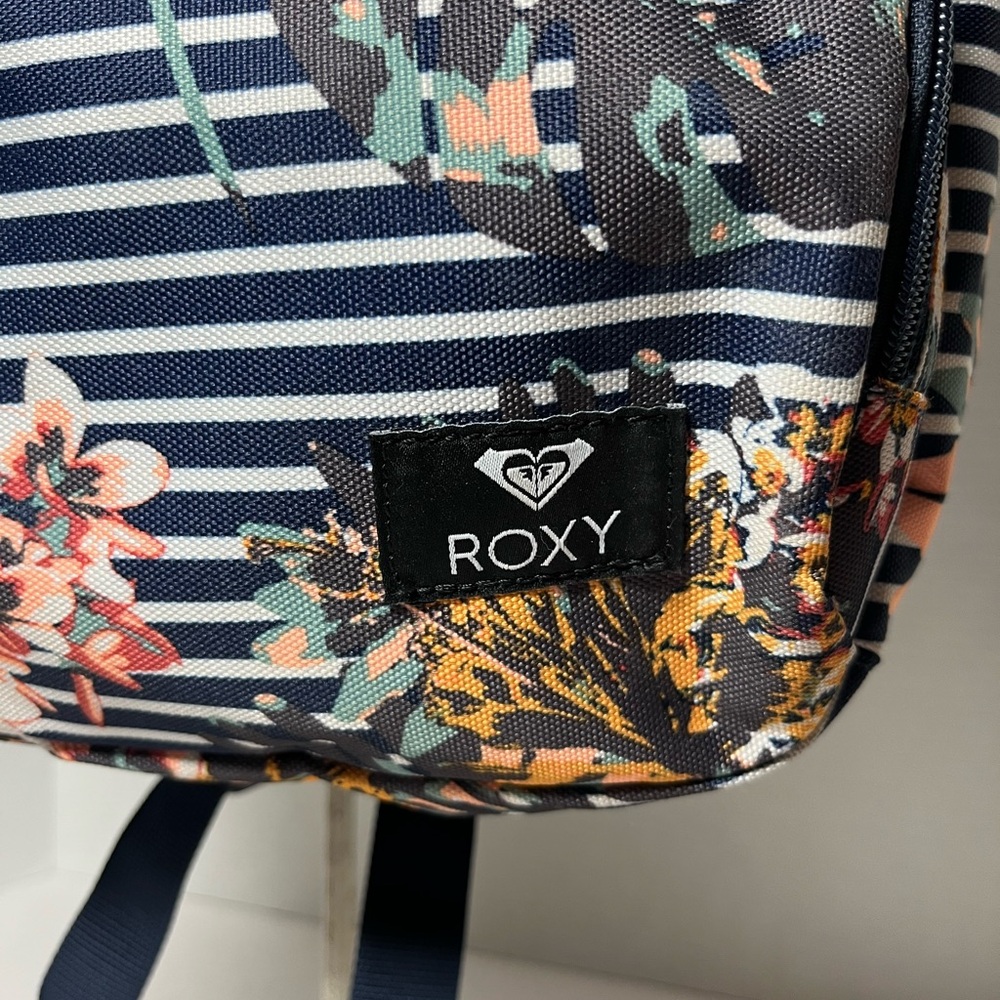 Roxy Lightweight Backpack - image 2